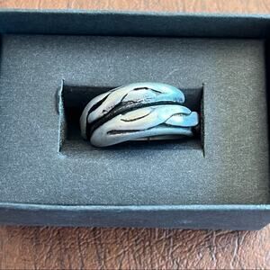 Shiraleah Chicago Thornton Serpent Ring Black Gray 8 NIB